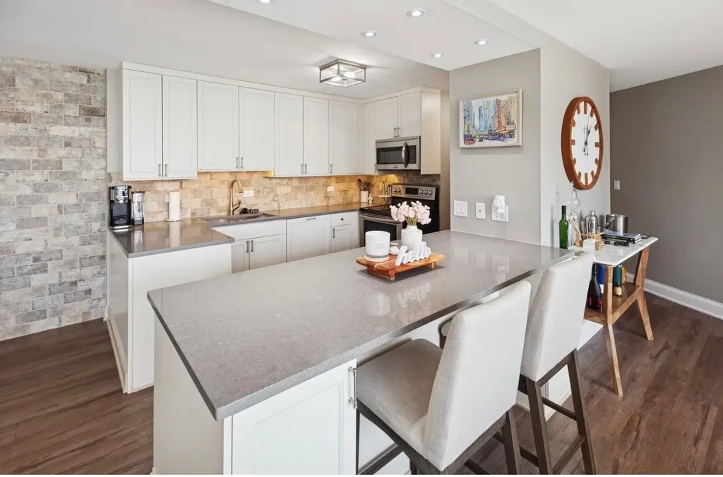 505 North Lake Shore Drive Chicago IL 60611