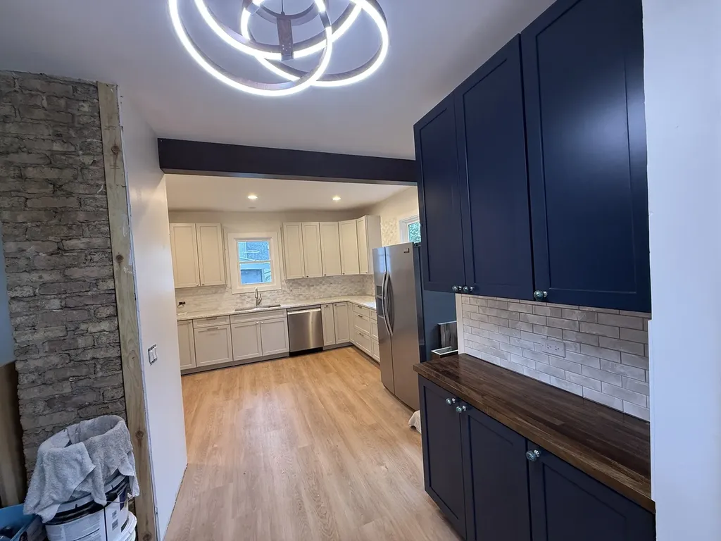339 North Ridgeland Avenue Elmhurst IL 60126