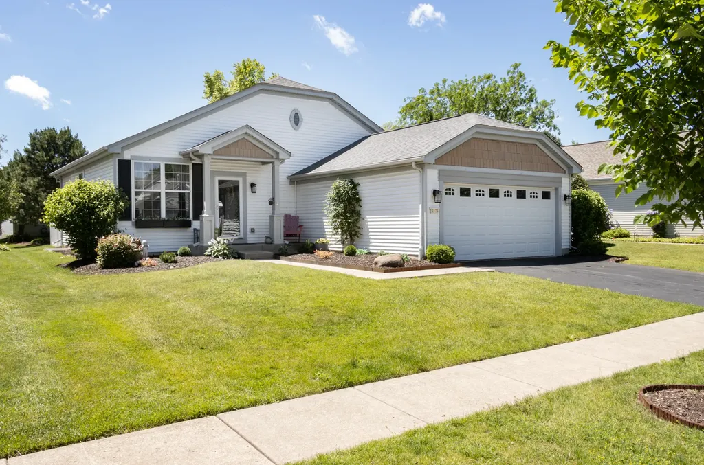 13173 Stonebridge Lane Huntley IL 60142