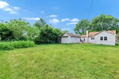 57 Wheeling Avenue Wheeling IL 60090