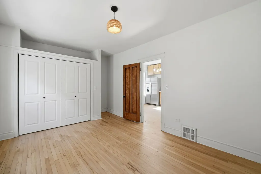 1506 North Lotus Avenue Chicago IL 60651