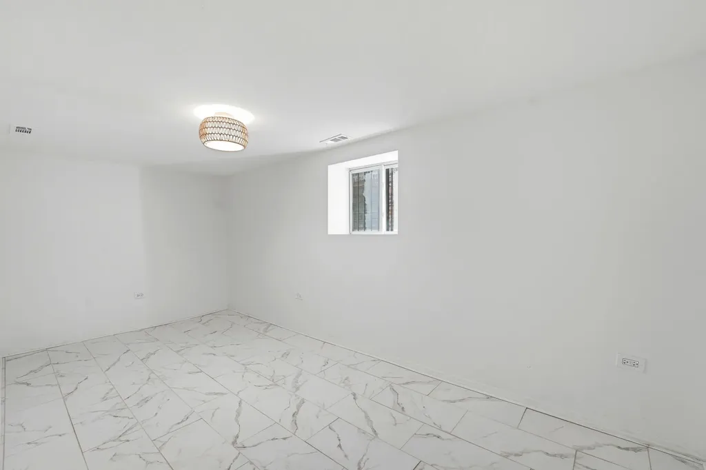 1506 North Lotus Avenue Chicago IL 60651