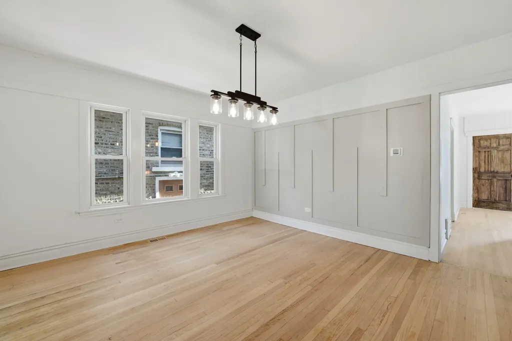 1506 North Lotus Avenue Chicago IL 60651