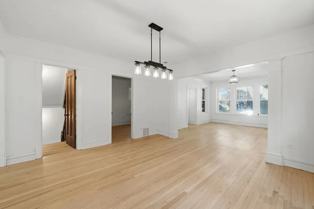 1506 North Lotus Avenue Chicago IL 60651