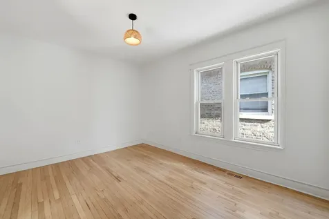 1506 North Lotus Avenue Chicago IL 60651