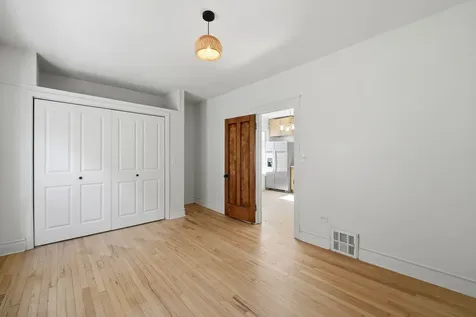 1506 North Lotus Avenue Chicago IL 60651