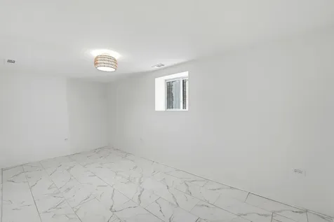 1506 North Lotus Avenue Chicago IL 60651