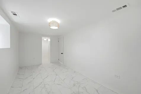 1506 North Lotus Avenue Chicago IL 60651