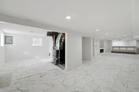 1506 North Lotus Avenue Chicago IL 60651