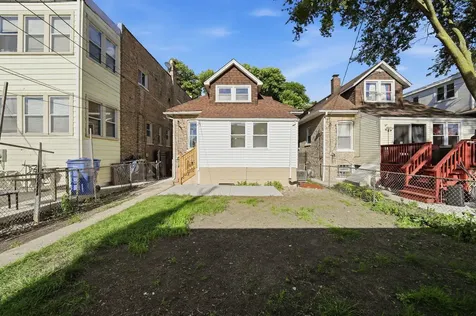 1506 North Lotus Avenue Chicago IL 60651