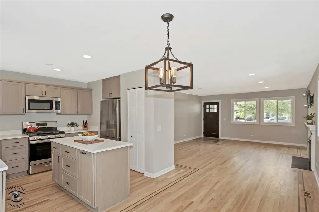 30W150 Foxboro Court Warrenville IL 60555