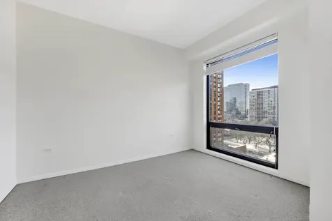 1 East 8th Street Chicago IL 60605