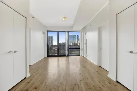 1 East 8th Street Chicago IL 60605