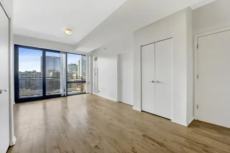 1 East 8th Street Chicago IL 60605