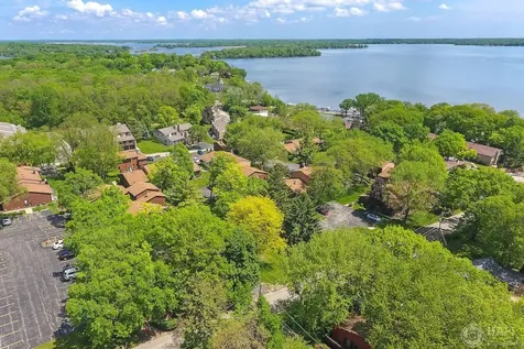 71 Mariner Lane Fox Lake IL 60020