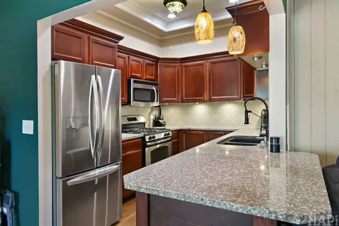 71 Mariner Lane Fox Lake IL 60020