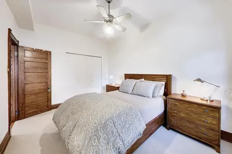 1021 North Hoyne Avenue Chicago IL 60622
