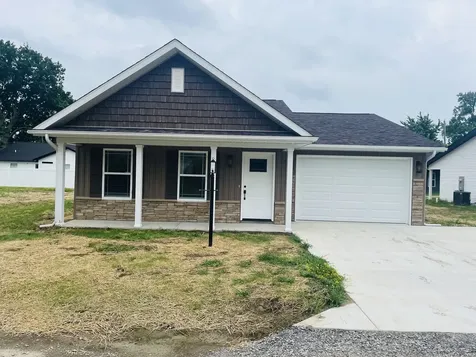 1501 B North Russell Street Marion IL 62959