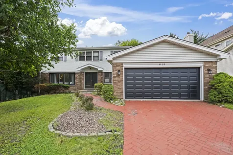 815 East Hintz Road Arlington Heights IL 60004