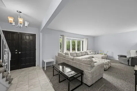 815 East Hintz Road Arlington Heights IL 60004