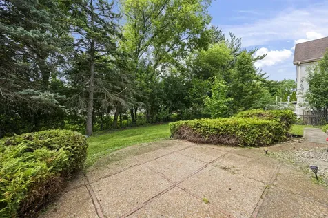 815 East Hintz Road Arlington Heights IL 60004