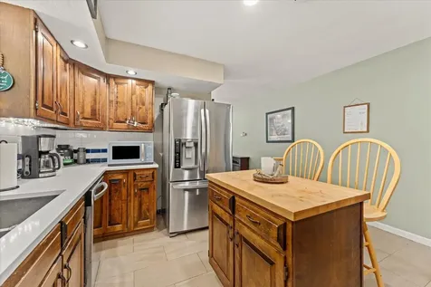 1617 Lake Shore Drive Mahomet IL 61853