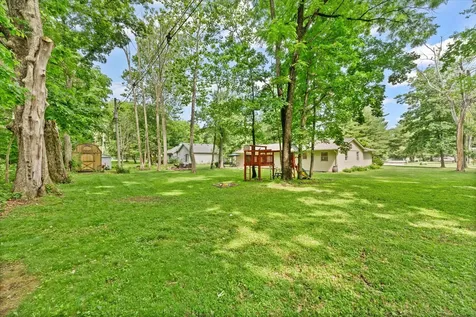 1617 Lake Shore Drive Mahomet IL 61853