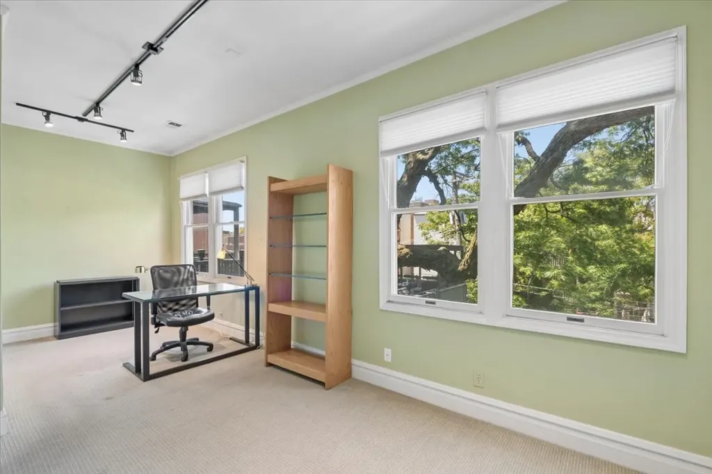 818 South Bishop Street Chicago IL 60607