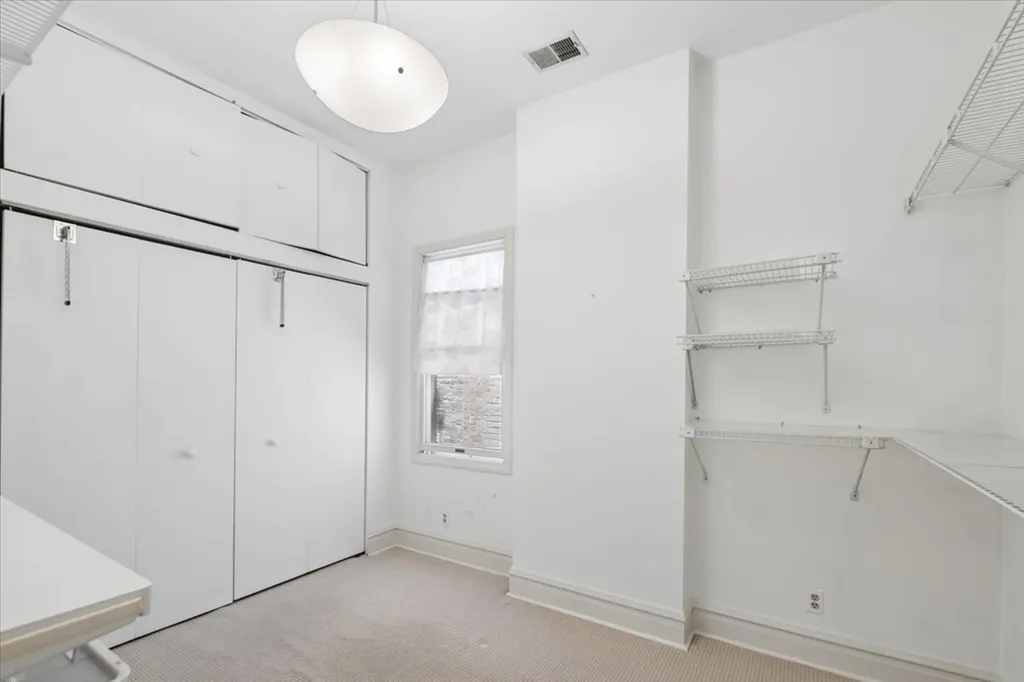 818 South Bishop Street Chicago IL 60607