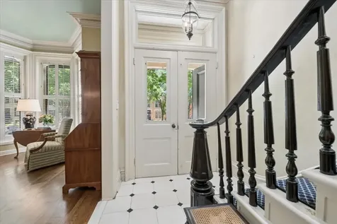 818 South Bishop Street Chicago IL 60607