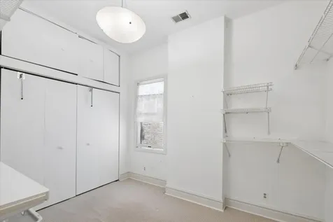 818 South Bishop Street Chicago IL 60607