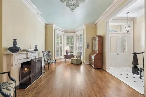 818 South Bishop Street Chicago IL 60607