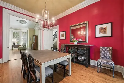 818 South Bishop Street Chicago IL 60607