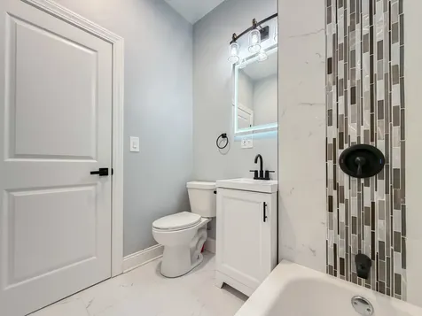7618 South Carpenter Street Chicago IL 60620