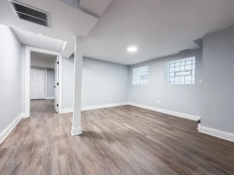 7618 South Carpenter Street Chicago IL 60620
