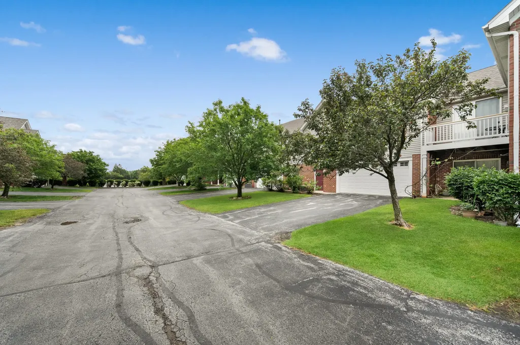 9414 Taylor Court Orland Park IL 60467
