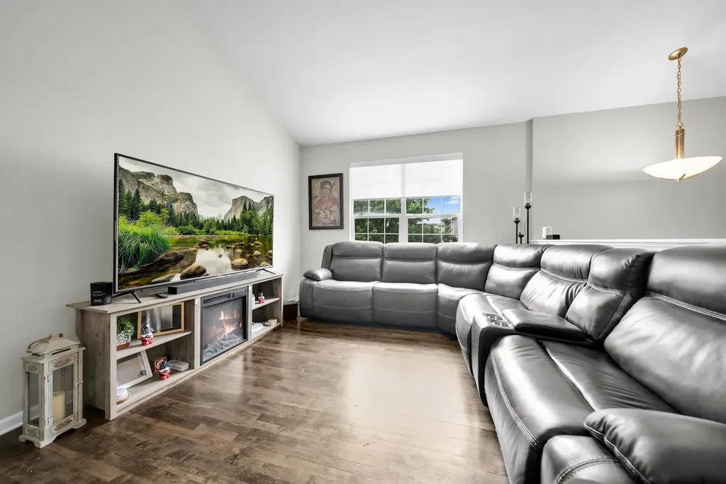 9414 Taylor Court Orland Park IL 60467