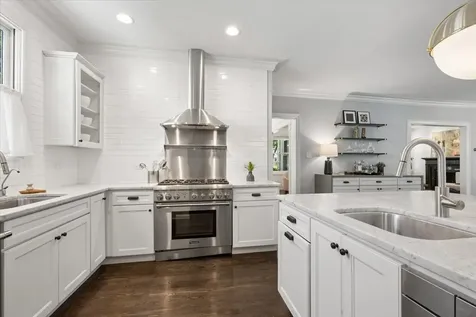 712 Ingleside Place Evanston IL 60201