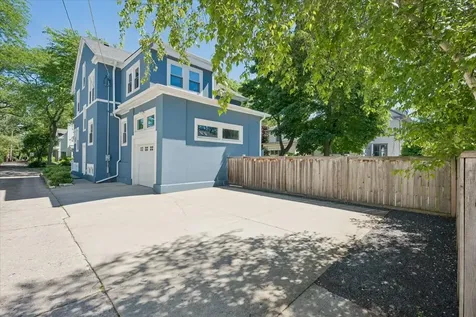 712 Ingleside Place Evanston IL 60201