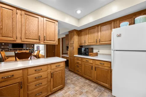 8513 17TH Street W Rock Island IL 61201