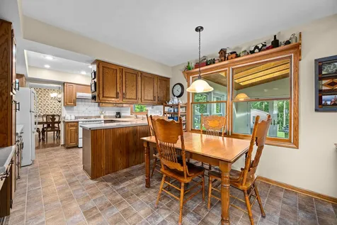 8513 17TH Street W Rock Island IL 61201