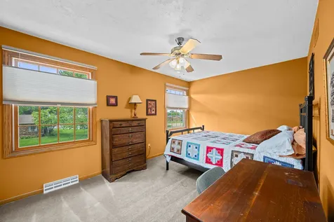 8513 17TH Street W Rock Island IL 61201