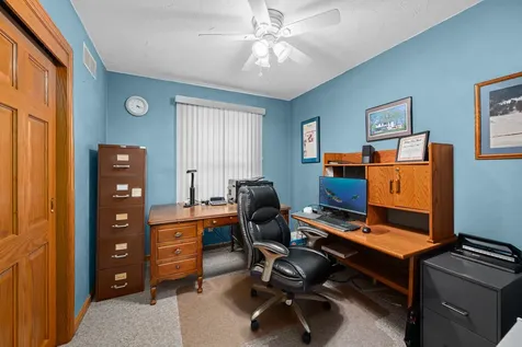 8513 17TH Street W Rock Island IL 61201