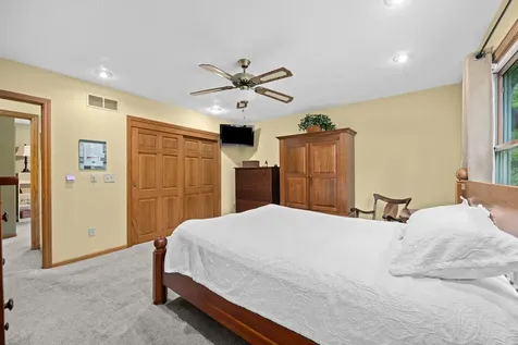 8513 17TH Street W Rock Island IL 61201