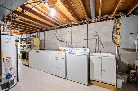 8513 17TH Street W Rock Island IL 61201