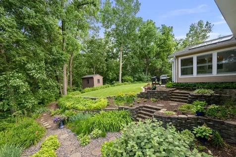 8513 17TH Street W Rock Island IL 61201