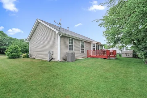 4548 Vista Drive Island Lake IL 60042