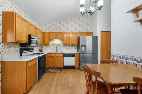 4548 Vista Drive Island Lake IL 60042