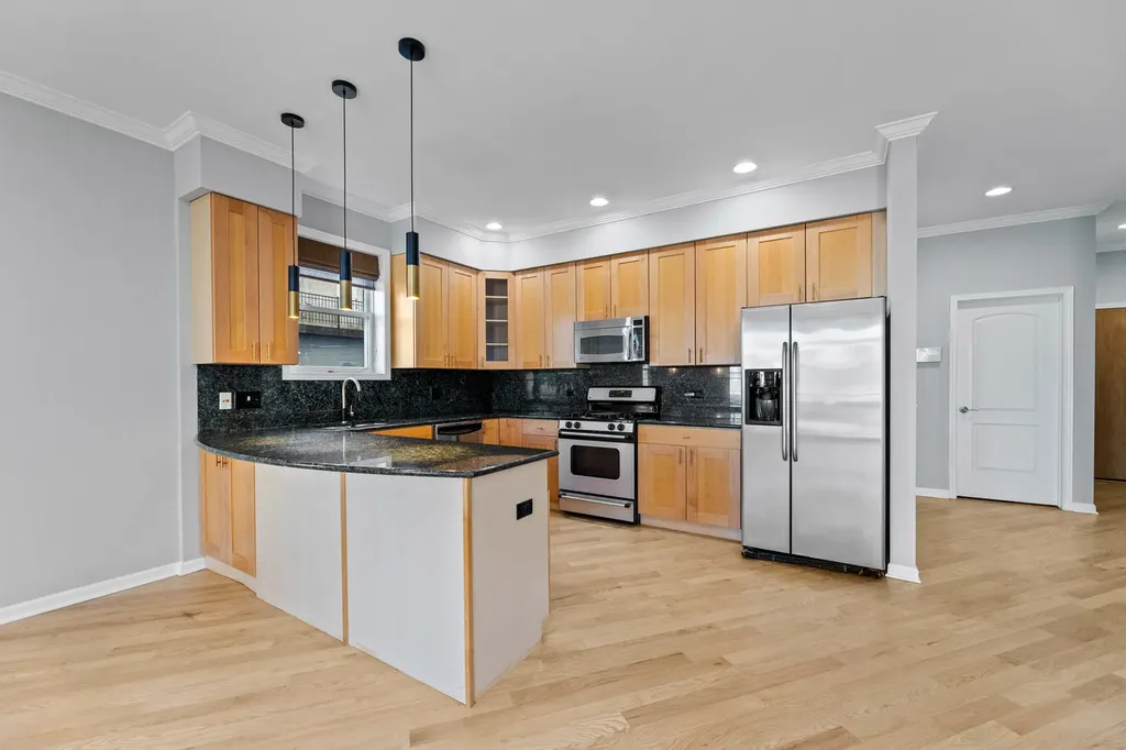 4105 South Drexel Boulevard Chicago IL 60653
