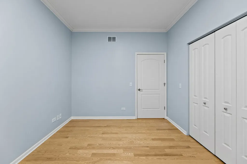 4105 South Drexel Boulevard Chicago IL 60653